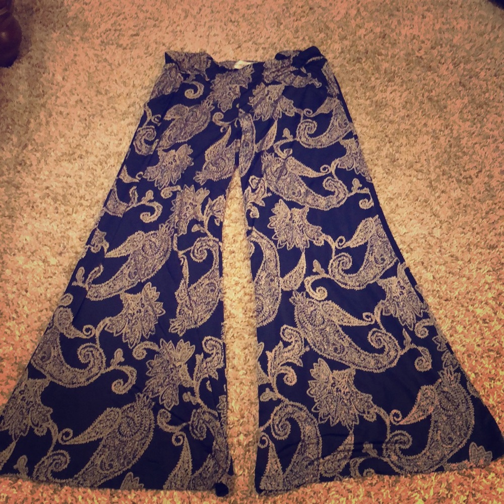 Gorgeous fully pants.